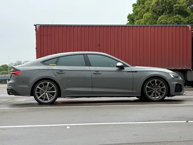 Audi S5 — Фото автомобиля 4