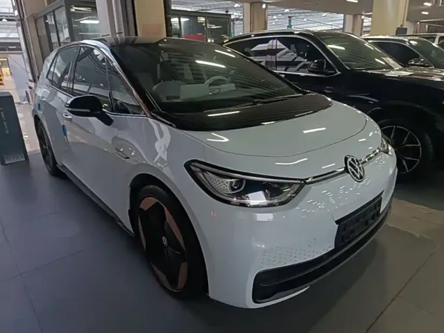 Volkswagen ID.3 — Фото автомобиля 3