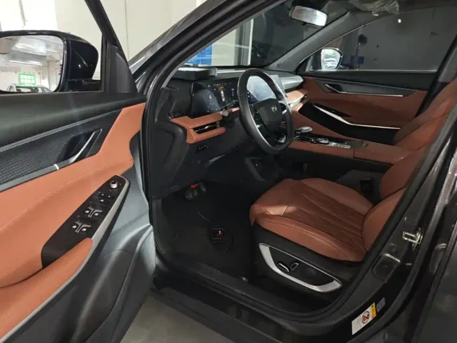Changan CS75 Plus — Фото автомобиля 15