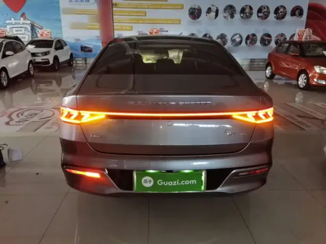 BYD Qin PLUS — Фото автомобиля 3