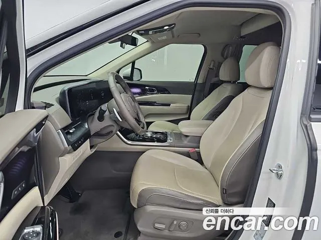 Kia Carnival 4th Gen — Фото автомобиля 11