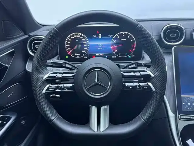Mercedes-Benz C-Class — Фото автомобиля 15