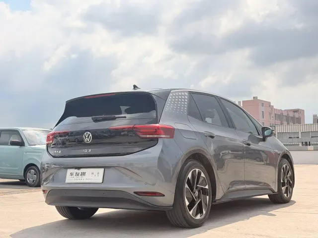 Volkswagen ID.3 — Фото автомобиля 4