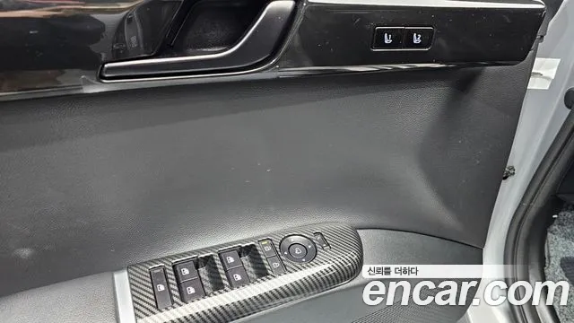 Hyundai Grandeur Grandeur (GN7) 3.5 LPG 2WD (Такси) — Фото автомобиля 27