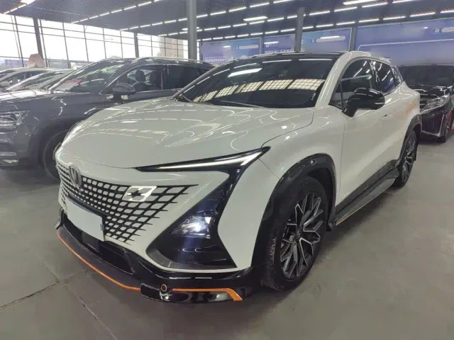 Фотография автомобиля — Changan UNI-T