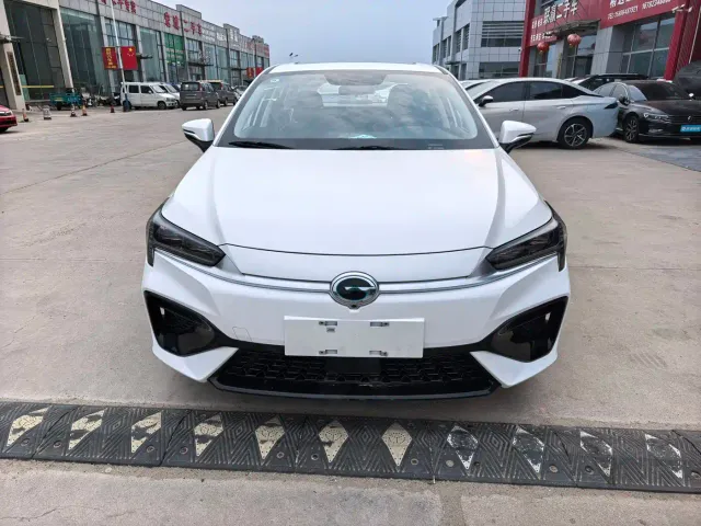 GAC Aion S — Фото автомобиля 5