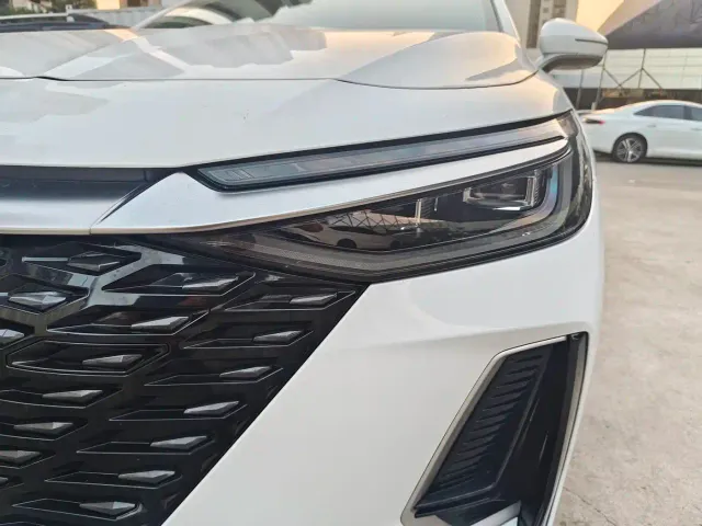 Chery Arrizo 8 — Фото автомобиля 11