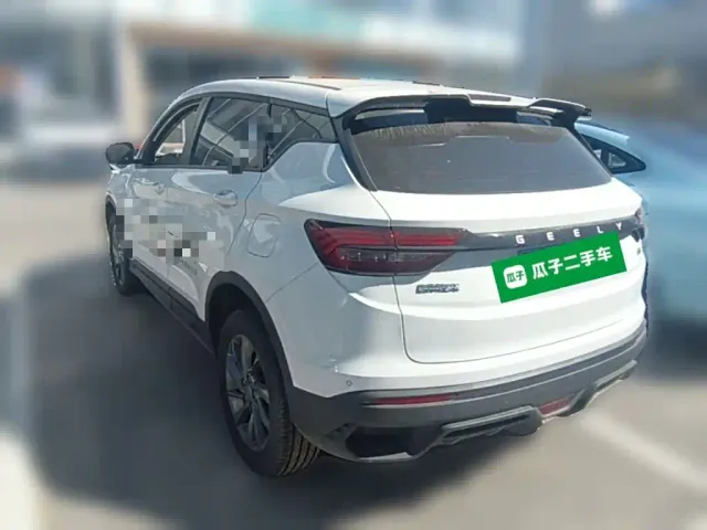 Geely Binyue — Фото автомобиля 6