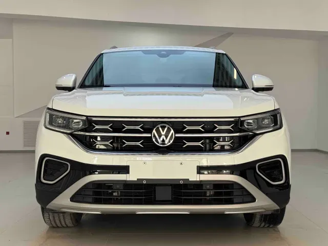 Volkswagen Tayron — Фото автомобиля 2