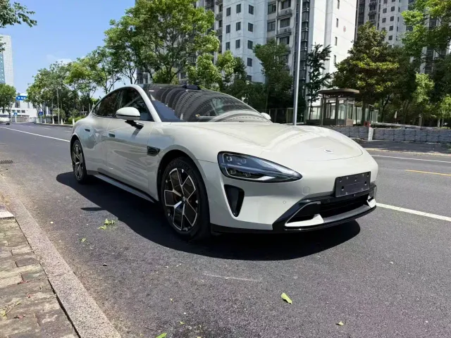 Xiaomi SU7 — Фото автомобиля 3