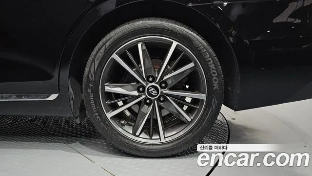Hyundai Grandeur Grandeur (New) — Фото автомобиля 6