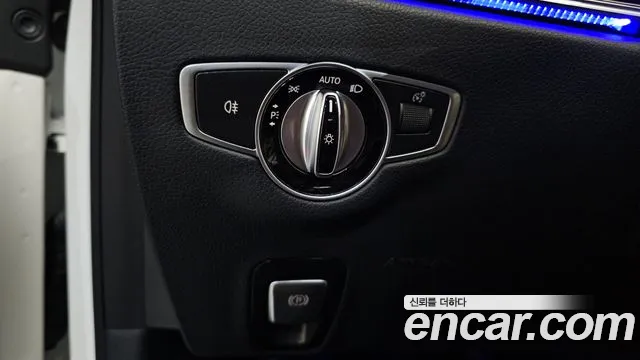 Mercedes-Benz CLS-Class — Фото автомобиля 25