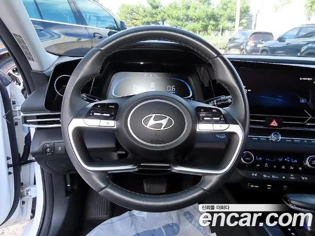 Hyundai Avante — Фото автомобиля 8
