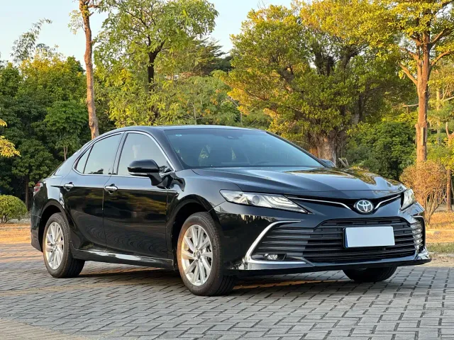 Toyota Camry — Фото автомобиля 3