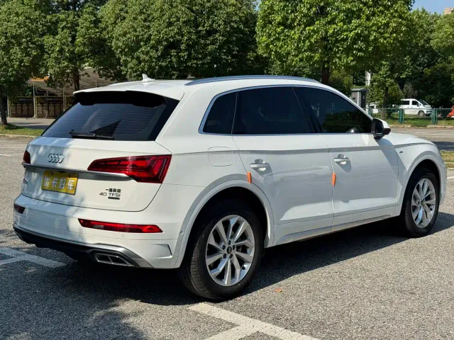 Audi Audi Q5L 2022 40T Luxury Dynamic — Фото автомобиля 4