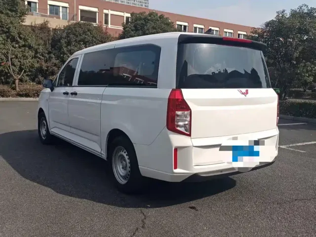 Wuling Zhengcheng — Фото автомобиля 5