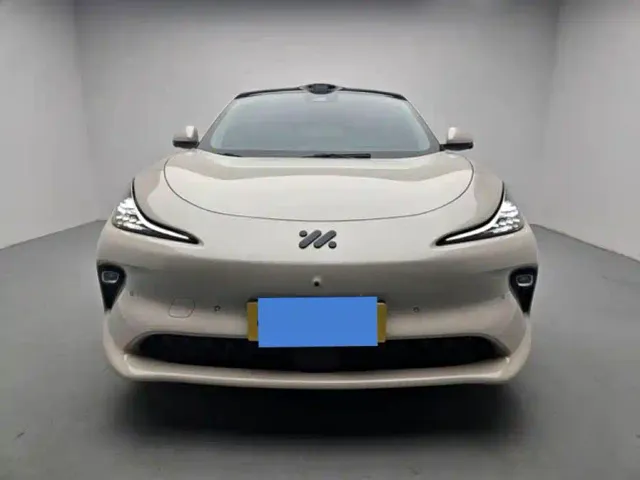 IM Motors LS6 — Фото автомобиля 4