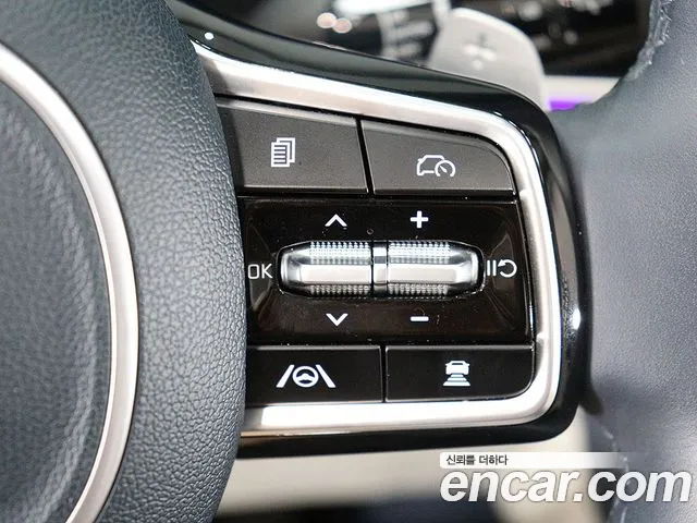 Kia Carnival Generation 4 — Фото автомобиля 13