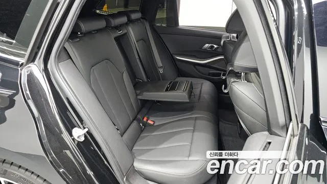 BMW 3 Series G20 — Фото автомобиля 12