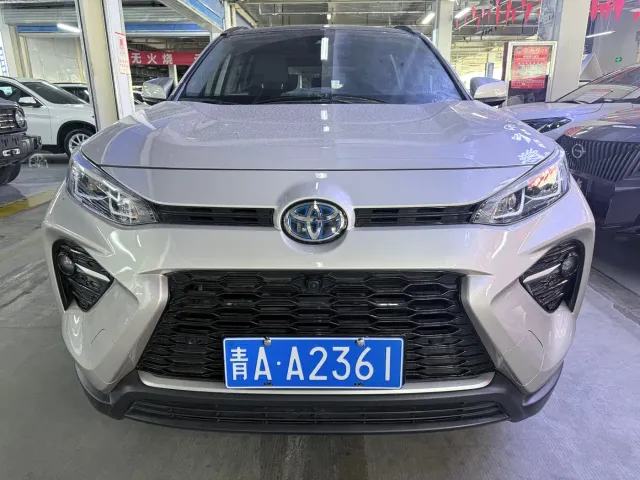 Toyota Wildlander — Фото автомобиля 2