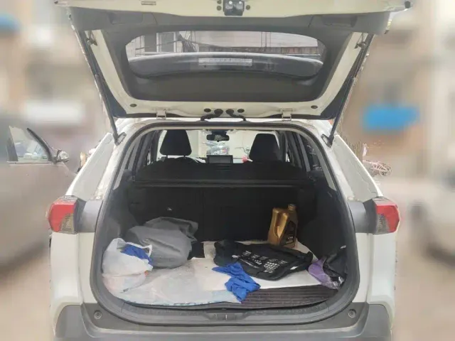 Toyota RAV4 — Фото автомобиля 15