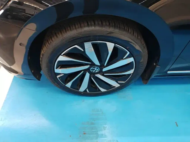Volkswagen Passat — Фото автомобиля 22