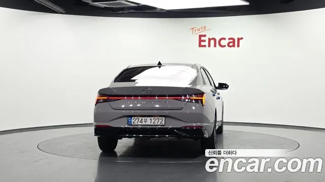 Hyundai AVANTE Avante (CN7) — Фото автомобиля 4