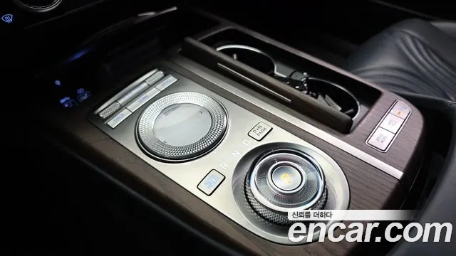 Genesis G80 RG3 — Фото автомобиля 9