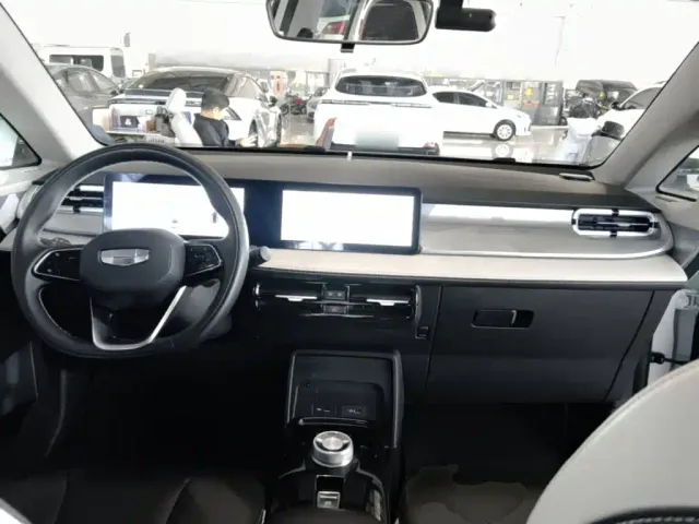 Geely Geometry E Firefly — Фото автомобиля 9