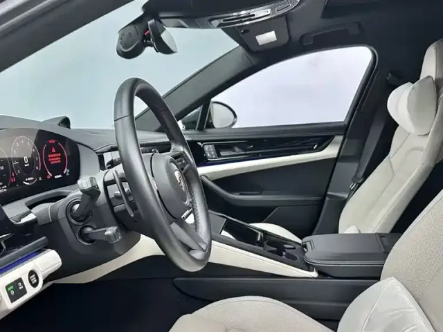 Porsche Panamera — Фото автомобиля 9
