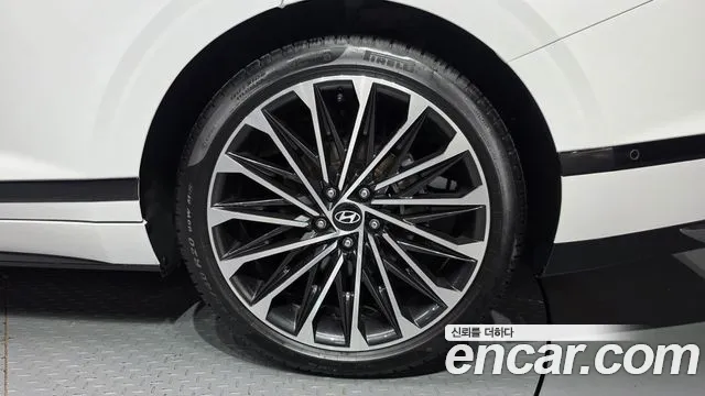 Hyundai Grandeur GN7 — Фото автомобиля 6