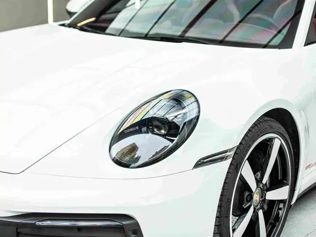 Porsche 911 — Фото автомобиля 4