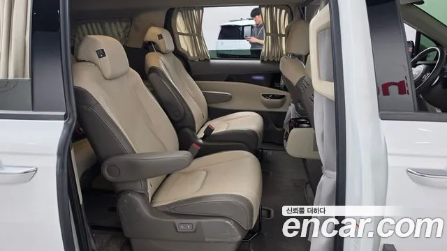Kia Carnival 4th Gen — Фото автомобиля 17