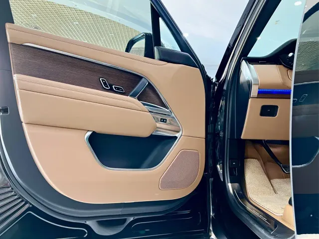 Land Rover Range Rover — Фото автомобиля 25