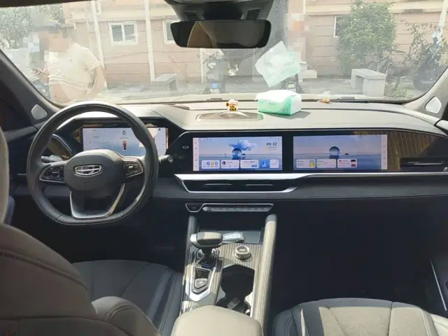 Geely Xingyue L — Фото автомобиля 11