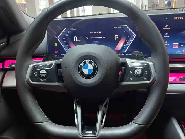 BMW 5 Series — Фото автомобиля 8