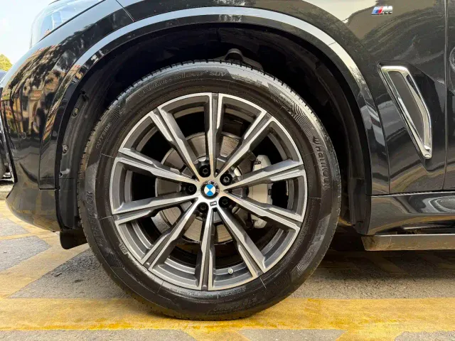 BMW X5 — Фото автомобиля 18