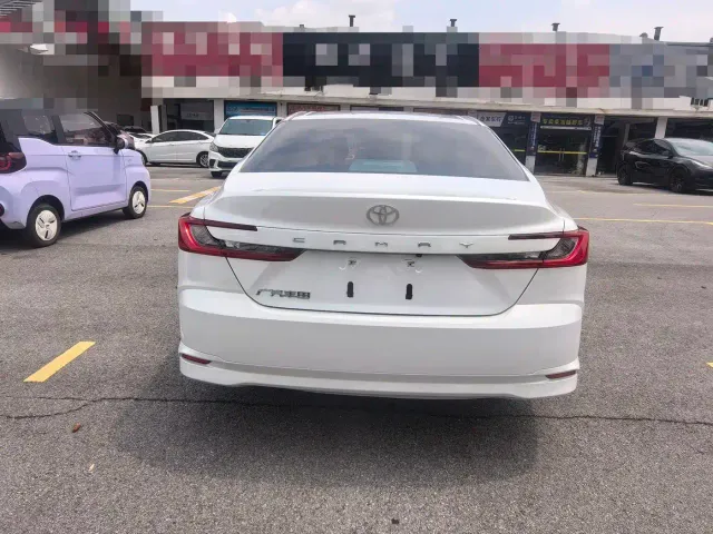 Toyota Camry — Фото автомобиля 6