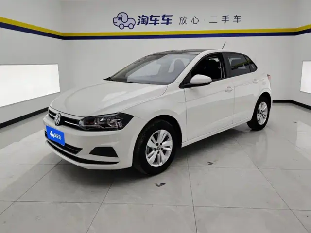 Фотография автомобиля — Volkswagen Polo