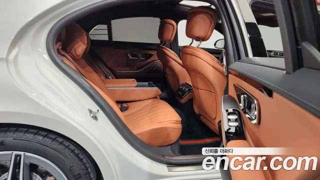 Mercedes-Benz S-Class S-класс W223 — Фото автомобиля 12