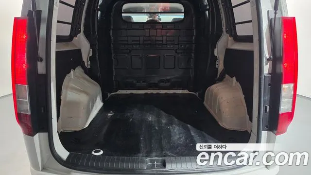 Hyundai Staria Staria Карго 5 мест — Фото автомобиля 16