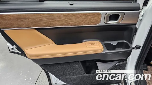Hyundai Santafe Santa Fe (MX5) Бензин 2.5T 4WD — Фото автомобиля 24