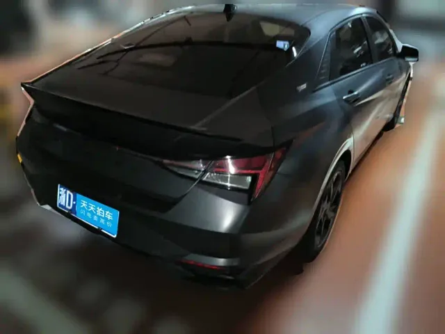 Hyundai Elantra — Фото автомобиля 2