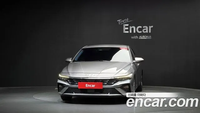 Hyundai Avante — Фото автомобиля 3