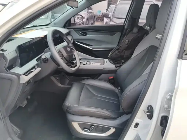 Changan CS75 Plus — Фото автомобиля 14