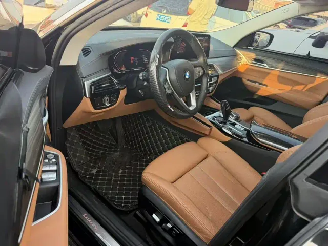 BMW 6 Series Gran Turismo — Фото автомобиля 4