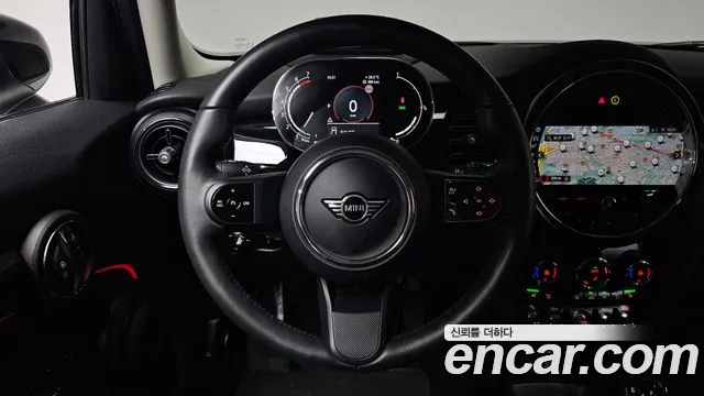 Mini Cooper Cooper 5 дверей Classic — Фото автомобиля 13
