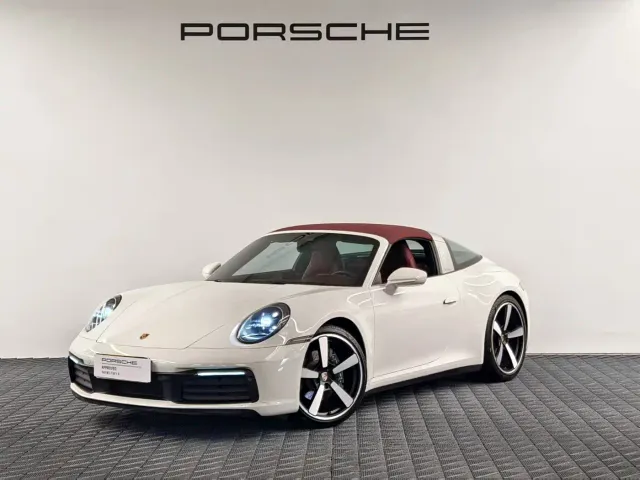 Фотография автомобиля — Porsche 911
