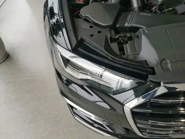 Audi A6L — Фото автомобиля 10