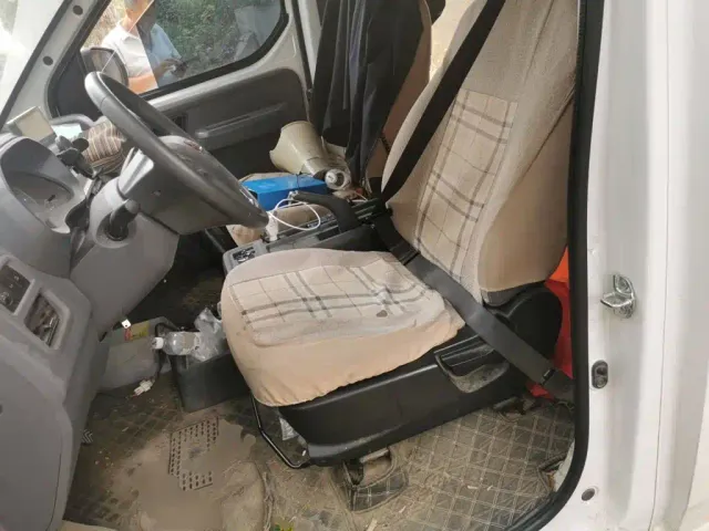 Wuling Motors Wuling Yangguang 2024 300KM Comfort Bus Version 75kW — Фото автомобиля 11
